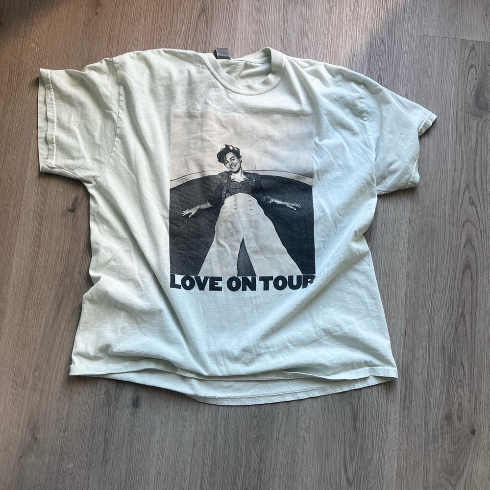 Harry Styles Vintage-like band T
